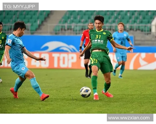 国安足球队奋勇争先力争冠军展现团队精神与拼搏意志 国安足球队奋勇争先力争冠军展现团队精神与拼搏意志